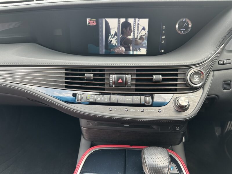 レクサス LS500 Fスポーツ★R5税金完納★極良極美★大人気★赤レザー★ミラーモニター★車検ロング★装備充実★業界最安画像15