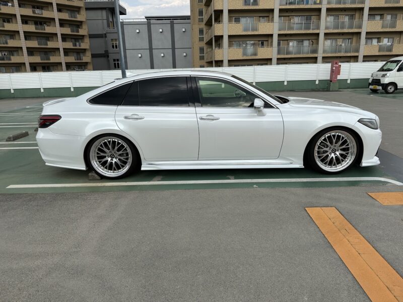 クラウン ハイブリッドRS リミテッド2 AIMGAINコンプリート★R6税金完納★カーボンマフラー★AIMGAINコンプリートカスタム★カスタム費約200万円★業界最安画像4