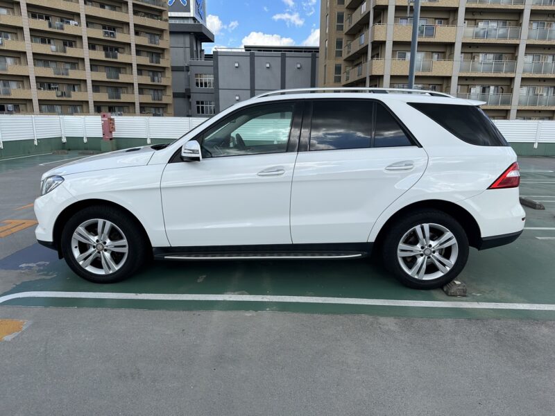 ML350 ブルーテック 4マチック レザー★R5税金完納★ブレーキパット新品★ディーゼル★360°カメラ★業界最安画像3