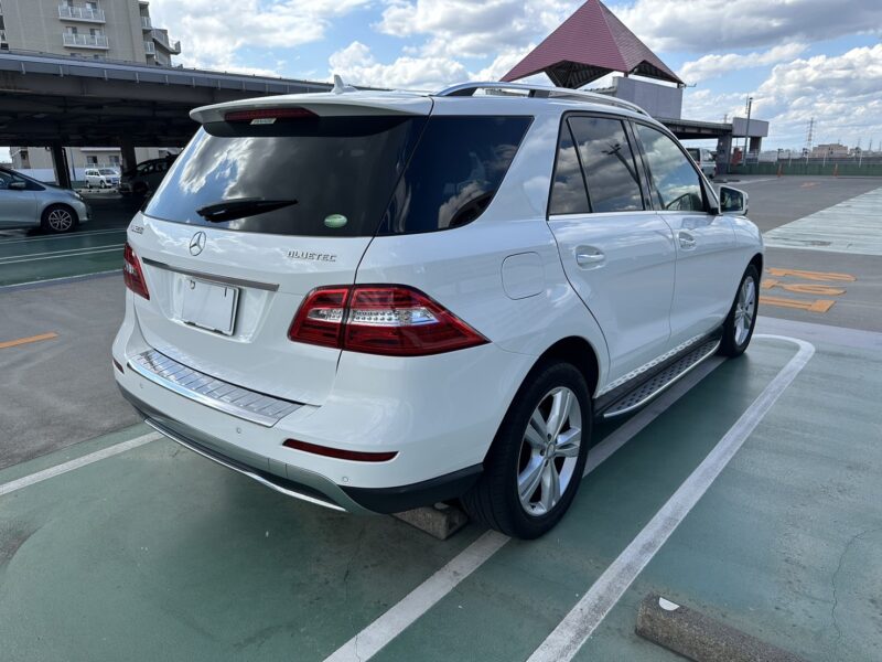 ML350 ブルーテック 4マチック レザー★R5税金完納★ブレーキパット新品★ディーゼル★360°カメラ★業界最安画像6