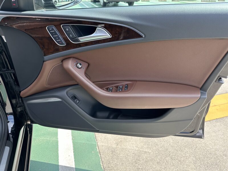 アウディA6アバント 2.8 FSI クワトロ★R5税金完納★車検ロング★極上車★パノラマルーフ★茶レザー★業界最安画像8