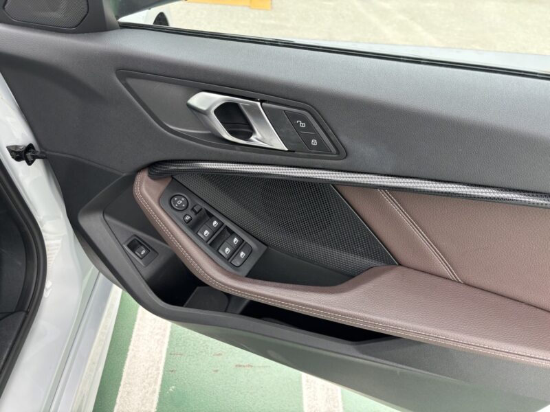 BMW 118d Mスポーツ エディションジョイ レザーPKG★現行型★極上車★低走行★ディーゼルターボ★スペシャルカラー★業界最安画像9