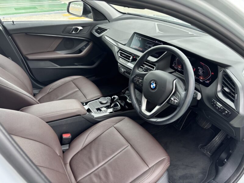 BMW 118d Mスポーツ エディションジョイ レザーPKG★現行型★極上車★低走行★ディーゼルターボ★スペシャルカラー★業界最安画像11