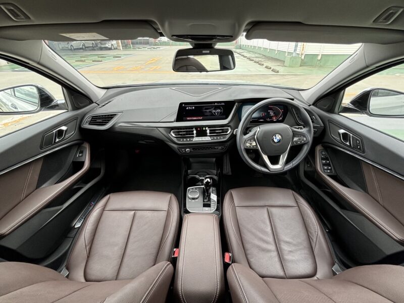 BMW 118d Mスポーツ エディションジョイ レザーPKG☆現行型