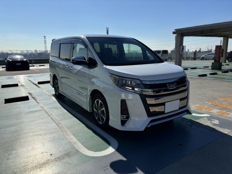 ノア SI W×BⅢ★大人気★両側電動スライド★オートドライブ★業界最安画像1