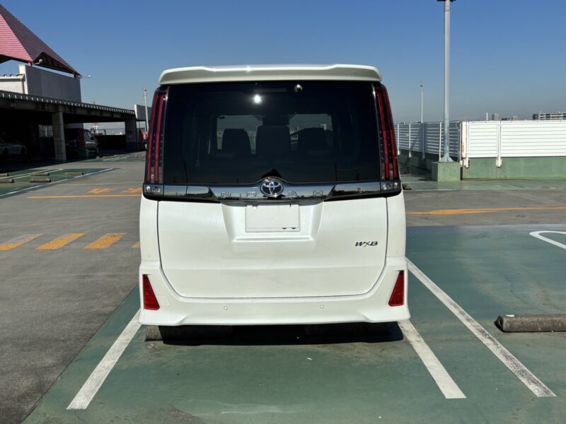 ノア SI W×BⅢ★大人気★両側電動スライド★オートドライブ★業界最安画像7