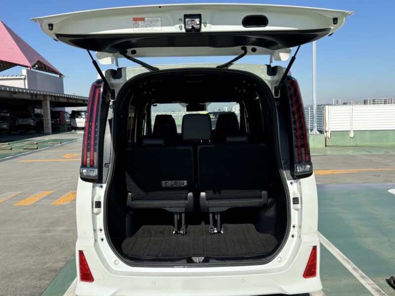 ノア SI W×BⅢ★大人気★両側電動スライド★オートドライブ★業界最安画像8