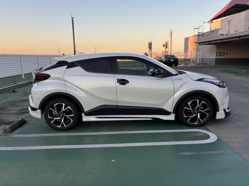 CHR ハイブリッド1.8G モデリスタ★R6税金完納★モデリスタ★極上車★ハーフレザー★業界最安画像4