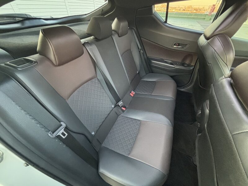 CHR ハイブリッド1.8G モデリスタ★R6税金完納★モデリスタ★極上車★ハーフレザー★業界最安画像11