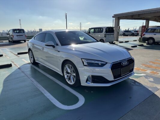 アウディ  A5スポーツバック 35TDI アドバンスト★R6税金完納★極良極美★360°カメラ★黒レザー★メーターナビ★現行モデル★業界最安画像1