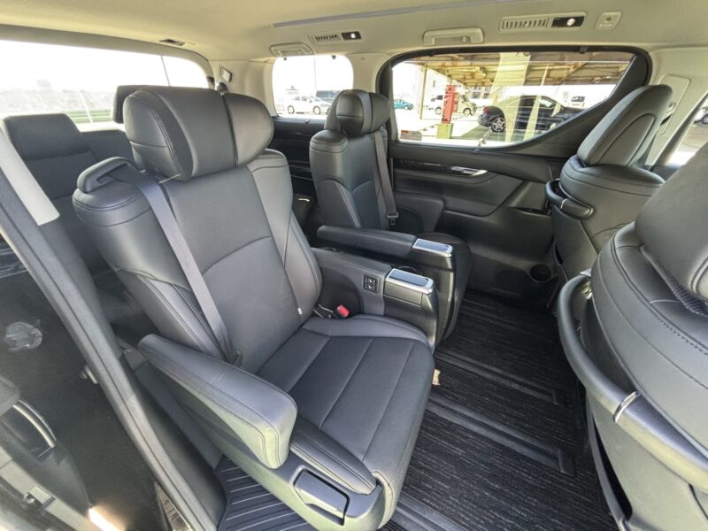 アルファード 2.5 S Cパッケージ★R6税金完納★ワンオーナー★R6税金完納★後席モニター★後期★上級グレード★低走行★業界最安画像11