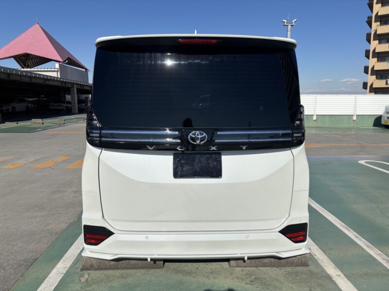 ヴォクシー S- Z KUHLレーシング コンプリート★R6税金完納★新車並み★KUHLコンプリート★エアサス★フルエアロ★19アルミ★360°カメラ★ミラーモニター★業界最安画像7