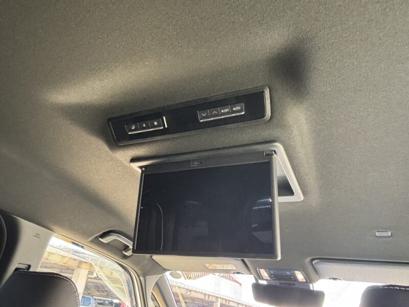 ヴォクシー S- Z KUHLレーシング コンプリート★R6税金完納★新車並み★KUHLコンプリート★エアサス★フルエアロ★19アルミ★360°カメラ★ミラーモニター★業界最安画像15