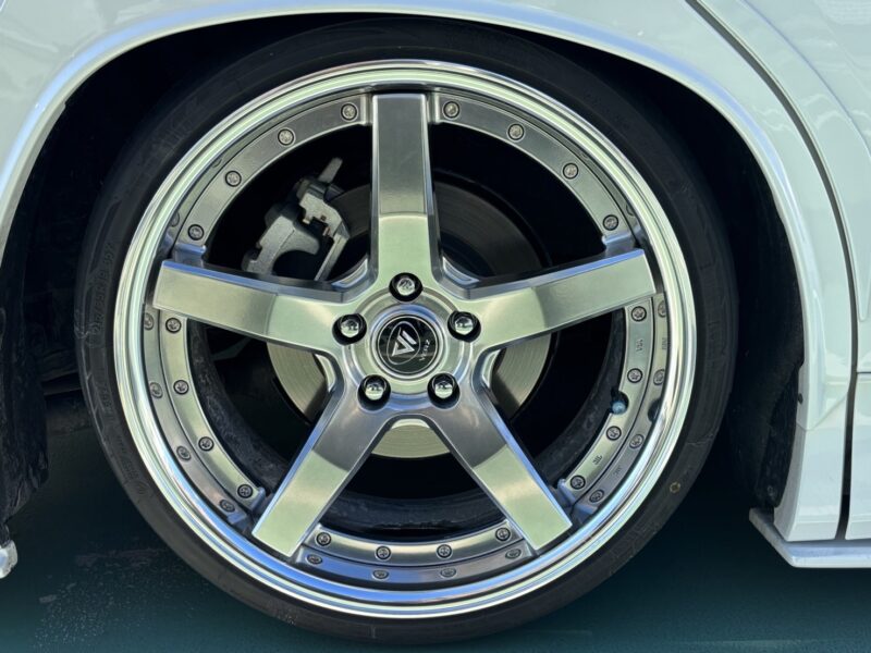 ヴォクシー S- Z KUHLレーシング コンプリート★R6税金完納★新車並み★KUHLコンプリート★エアサス★フルエアロ★19アルミ★360°カメラ★ミラーモニター★業界最安画像23