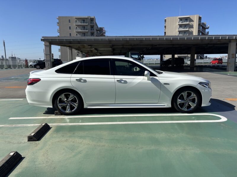 クラウン ハイブリッド3.5 RSアドバンス★R6税金完納★極上車★360°カメラ★革シート★純正ナビ★業界最安画像4