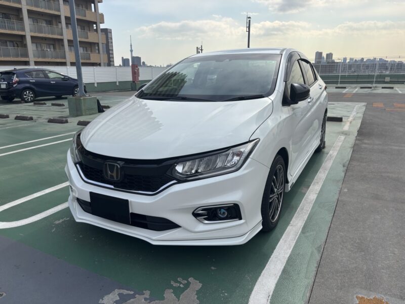 グレイス LX★R6税金完納★コーティング済★走行中TV視聴★業界最安画像0