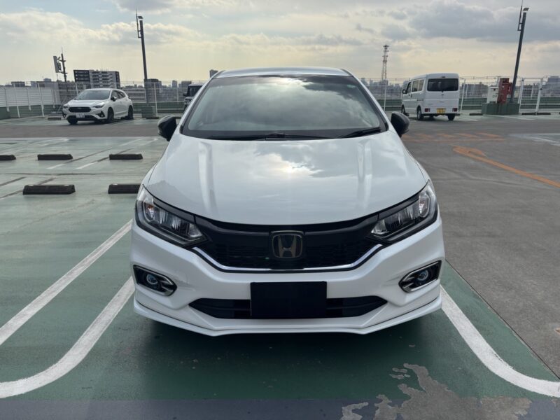 グレイス LX★R6税金完納★コーティング済★走行中TV視聴★業界最安画像2