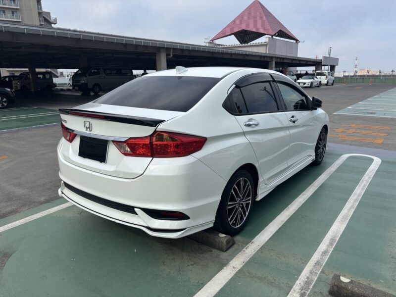 グレイス LX★R6税金完納★コーティング済★走行中TV視聴★業界最安画像6