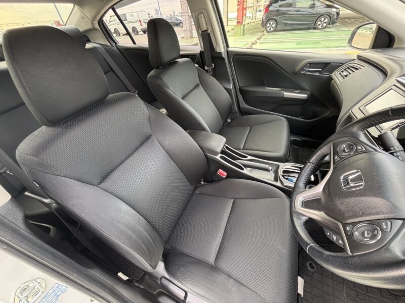 グレイス LX★R6税金完納★コーティング済★走行中TV視聴★業界最安画像10