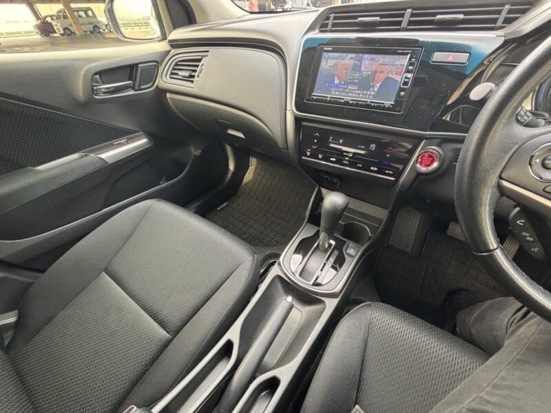 グレイス LX★R6税金完納★コーティング済★走行中TV視聴★業界最安画像15