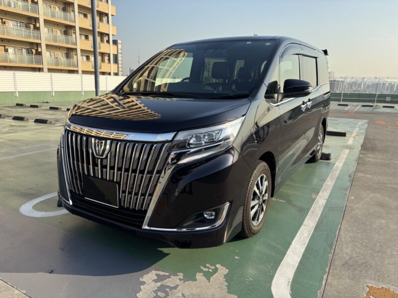 エスクァイア G i★R6税金完納★極良極美★純正ナビ★レザーシート★後席モニター★業界最安画像0