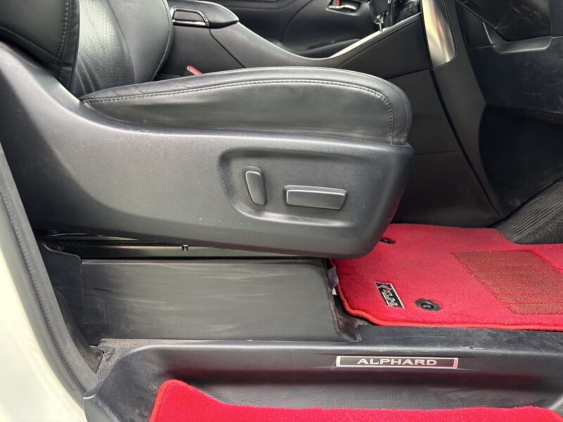 アルファード 2.5 S Cパッケージ KUHLレーシング コンプリートカー★R6税金完納★KUHLコンプリート★エアサス★フルエアロ★マフラー★20 ホイル★車検ロング★後期★業界最安画像12