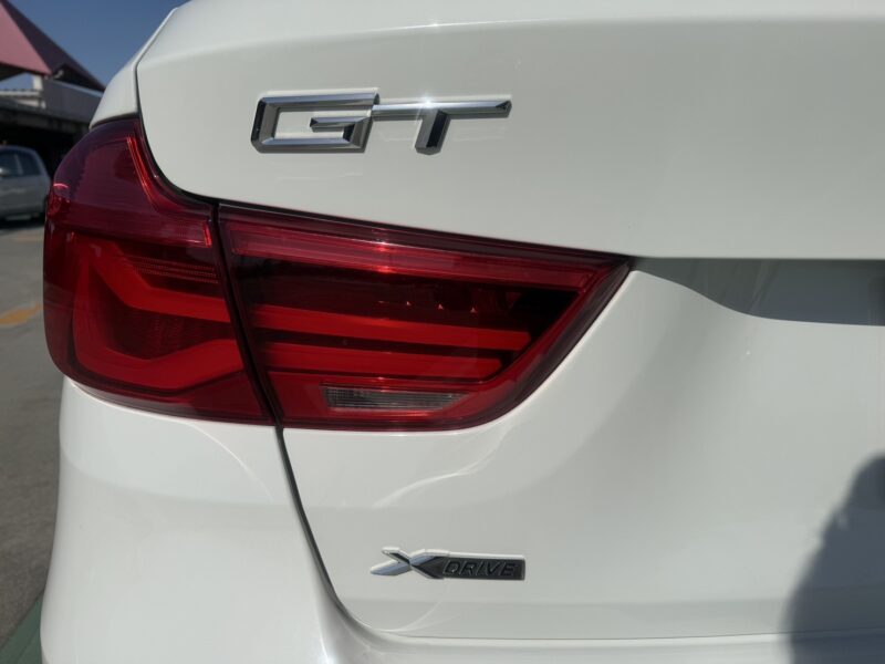 BMW 320d xドライブ グランツーリスモ Mスポー★R6税金完納★極上車★Mスポーツ★業界最安画像9