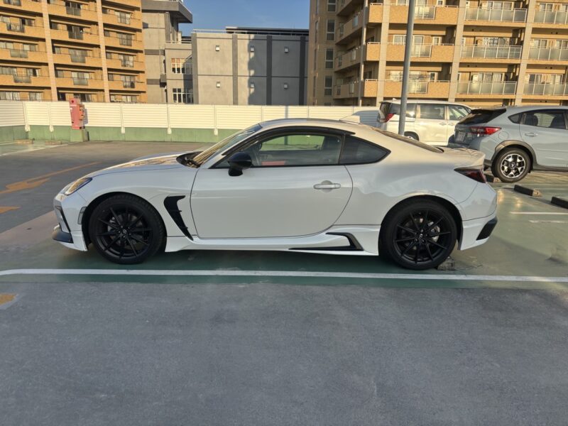 GR86 RZ 2.4 AT★R6税金完納★新車並★車検ロング★低走行★ドラレコ★走行中TV視聴★業界最安画像3