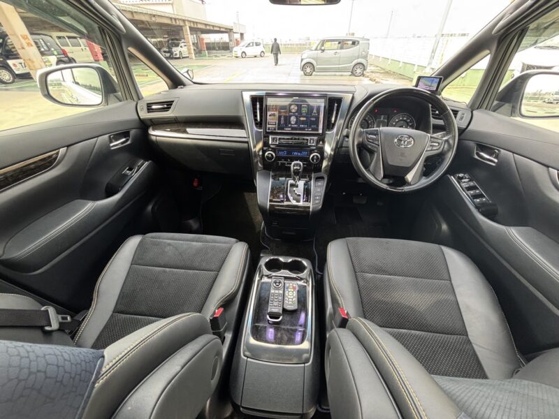 ヴェルファイア 2.5Z Aエディション ゴールデンアイズ★R6税金完納★極上車★低走行★19ホイル★ALPINE前後ナビ★サンルーフ★純正ホイル付★業界最安画像16