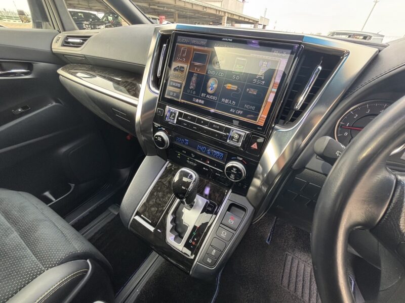 ヴェルファイア 2.5Z Aエディション ゴールデンアイズ★R6税金完納★極上車★低走行★19ホイル★ALPINE前後ナビ★サンルーフ★純正ホイル付★業界最安画像18