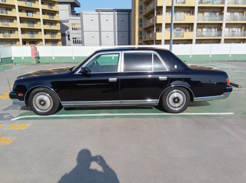 センチュリー ベースグレード5.0 12V★R6税金完納★最高級セダン★ローダウン★車高調★コーティング済★業界最安画像3