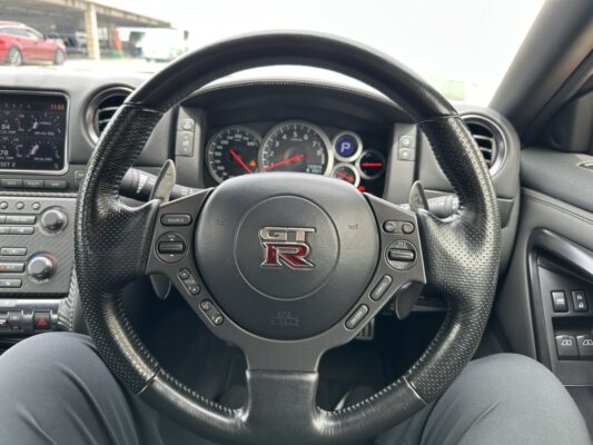 R35 GT-R ブラックエディション 4WD★R6税金完納★極良極美★記録簿付★激レアカラー★AT★社外ホイール★RECAROシート★中期型★業界最安画像14