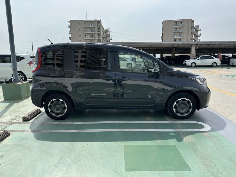 シエンタ1.5Zハイブリッド★極良極美★R6税金完納★両側電動スライド★360°カメラ★ミラーモニター★ドラレコ★業界最安画像4