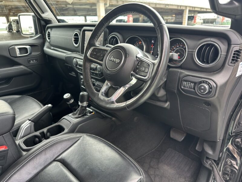 ラングラー アンリミテッド サハラ ★R6税金完納★大人気★黒レザー★極良極美★業界最安画像11