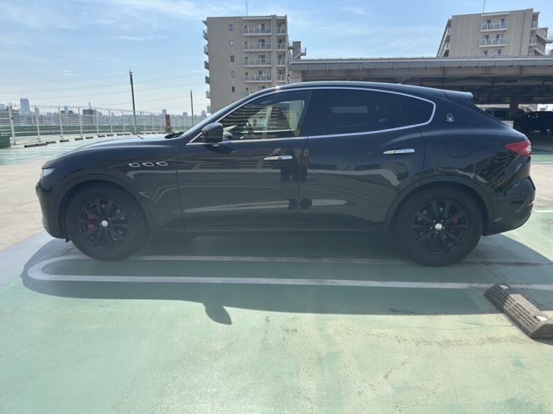 レヴァンテ 3.0 4WDベースグレード★R7税金完納★極良極美★ドラレコ★360°カメラ★ブラウンレザー★赤キャリ★可変マフラー★業界最安画像3