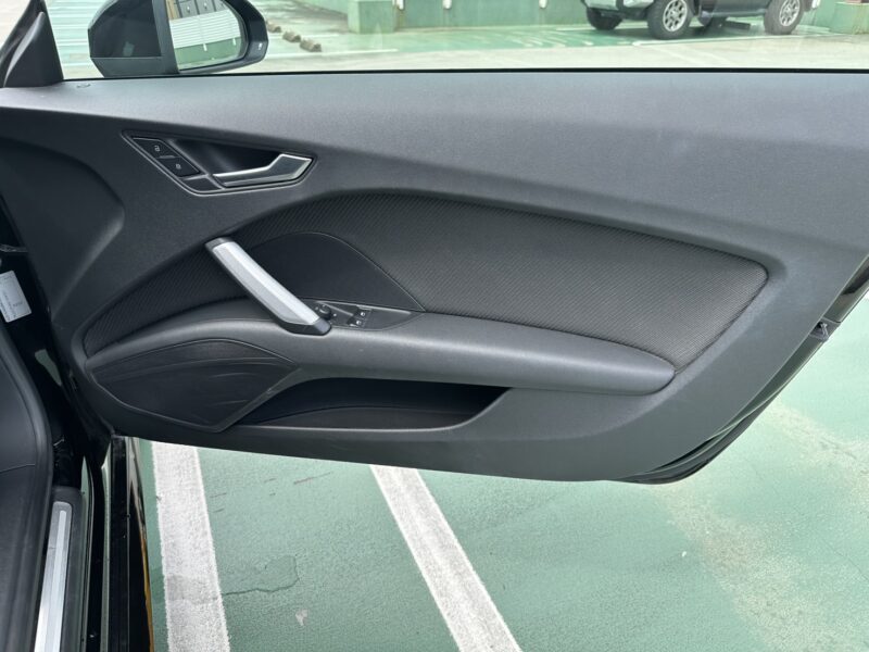 アウディ TTクーペ 1.8TFSI★R7税金完納★絶好調★ドラレコ★高価社外ホイル★業界最安画像8