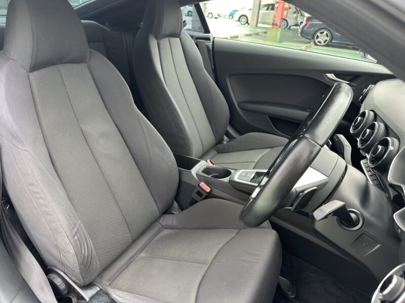 アウディ TTクーペ 1.8TFSI★R7税金完納★絶好調★ドラレコ★高価社外ホイル★業界最安画像9