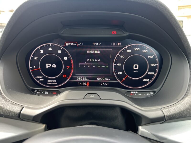 アウディ Q2 35TFSI シリンダーオンデマンド スポーツ Sライン★R7税金完納★極良極美★激レアグレード★ドラレコ★ハーフレザー★業界最安画像17