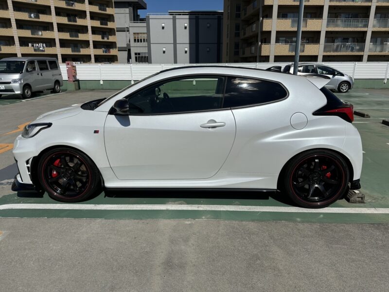 GRヤリス RZ ハイパフォーマンス 4WD★R7税金完納★新車並み★後期★極良極美★純正GRフルエアロ★カーボンルーフ★6MT★ハーフレザー★オートクルーズ★業界最安画像4