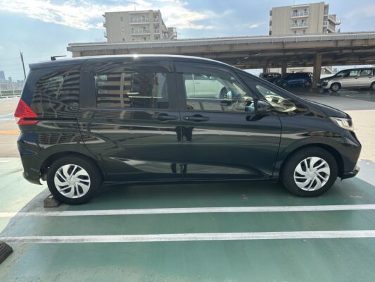 フリード 1.5 G★R7税金完納★車検ロング★ドラレコ★走行中TV視聴★シートヒーター★両側電動スライドドア★業界最安画像4