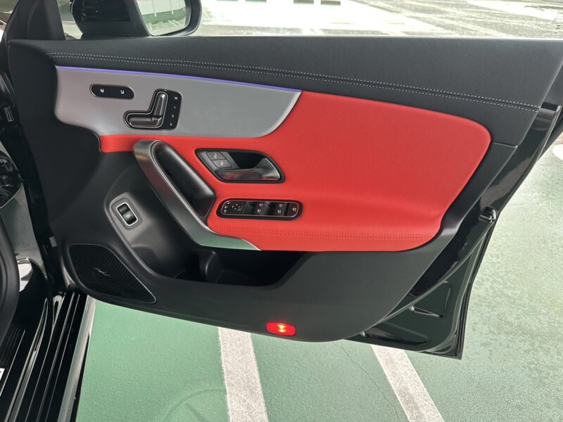 AMG CLA 45S 4マチック★新車並み★ワンオーナー★極良極美★後期現行型★パノラマルーフ★ドラレコ★360°カメラ★赤キャリ★車検ロング★業界最安画像10