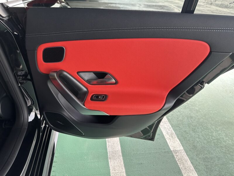 AMG CLA 45S 4マチック★新車並み★ワンオーナー★極良極美★後期現行型★パノラマルーフ★ドラレコ★360°カメラ★赤キャリ★車検ロング★業界最安画像12