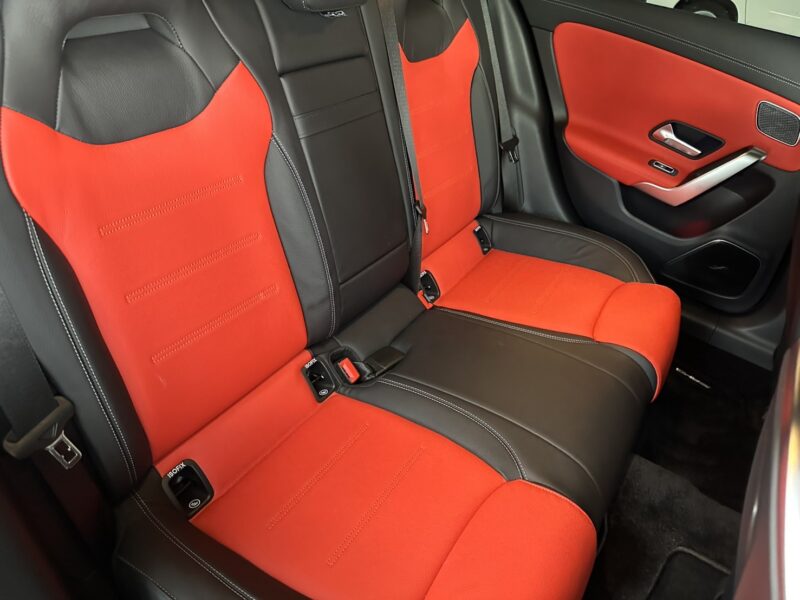 AMG CLA 45S 4マチック★新車並み★ワンオーナー★極良極美★後期現行型★パノラマルーフ★ドラレコ★360°カメラ★赤キャリ★車検ロング★業界最安画像13