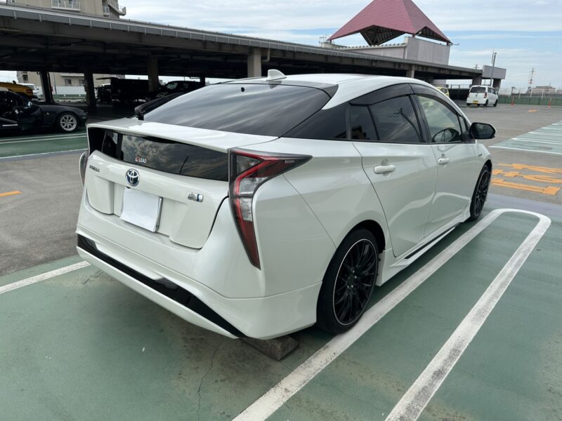 プリウス Sツーリングセレクション モデリスタ★車検ロング★モデリスタエアロ★走行中TV視聴★シートヒーター★業界最安画像6