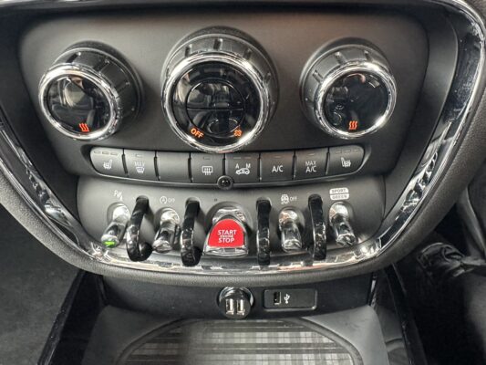 ミニ クラブマン ジョンクーパーワークス 4WDターボ★R7税金完納★車検ロング★極良極美★アルカンターラ★激レア車★業界最安画像19