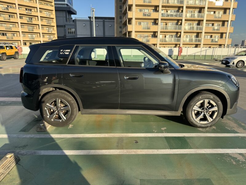 ミニ カントリーマン クラシック トリムポジティブ★極良極美★R7税金完納★ 車検ロング★360°カメラ★ワンオーナー★レザーシート★業界最安画像4