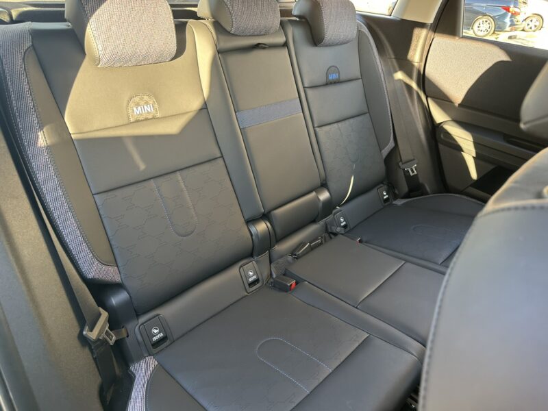 ミニ カントリーマン クラシック トリムポジティブ★極良極美★R7税金完納★ 車検ロング★360°カメラ★ワンオーナー★レザーシート★業界最安画像10