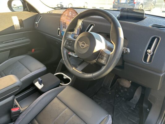 ミニ カントリーマン クラシック トリムポジティブ★極良極美★R7税金完納★ 車検ロング★360°カメラ★ワンオーナー★レザーシート★業界最安画像15